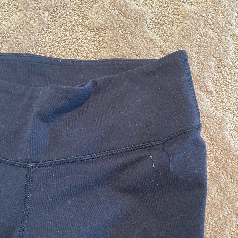 Lululemon Wunder Under Leggings - Picture 2 of 8
